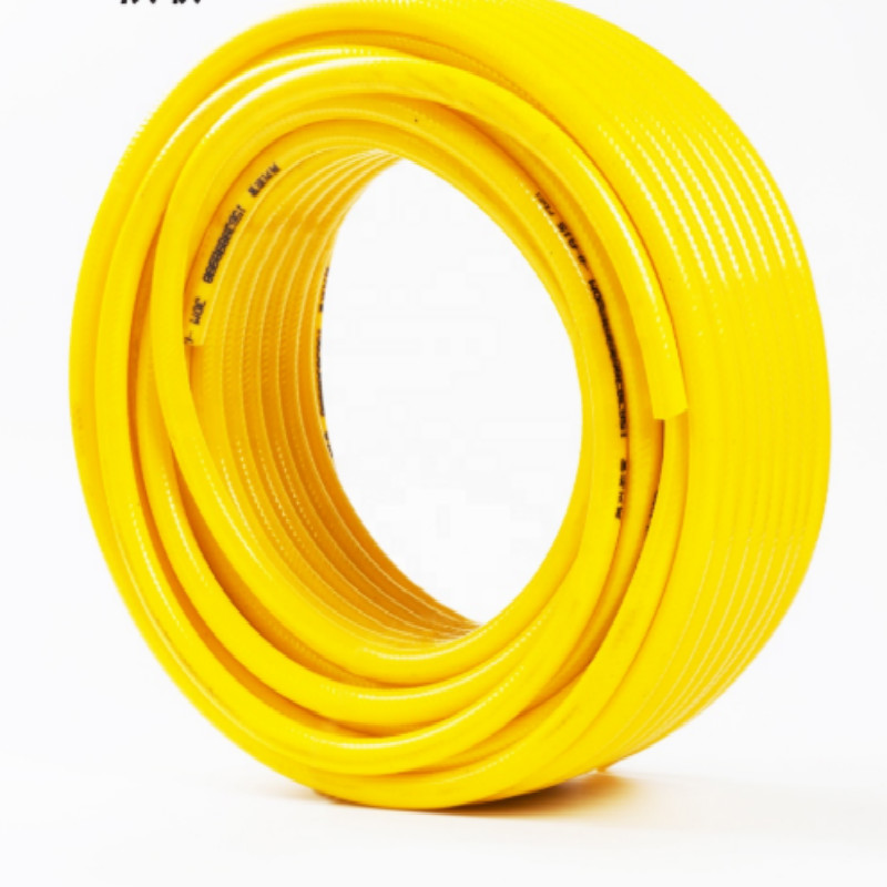 Sárga színű, fonott PVC-vel megerősített műanyag pvc kerti vízcső a kínai gyárban